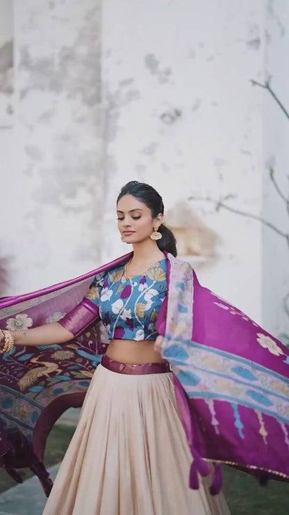 🌸 ANUSHA – Semi-Stitched Floral Print Lehenga Set 🌸